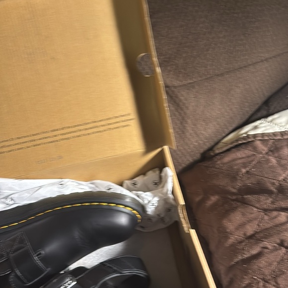 Dr.Martens Jorge II 
Unisex - size 8 men’s/ size 9 women - Picture 11 of 14